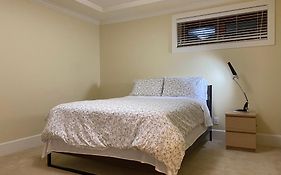 Spacious Modern New Suite